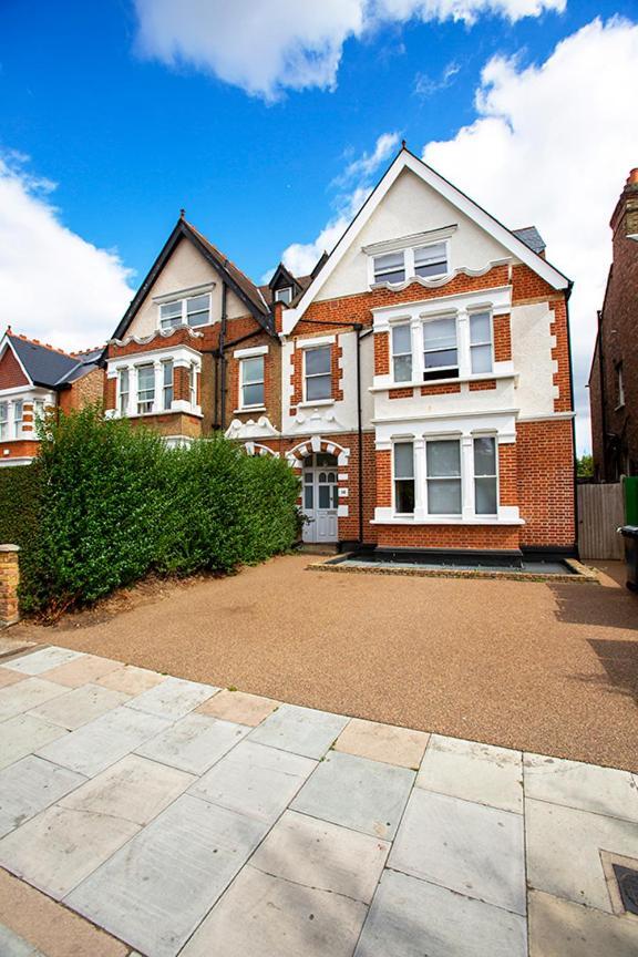 Ealing Apartments Londen Buitenkant foto